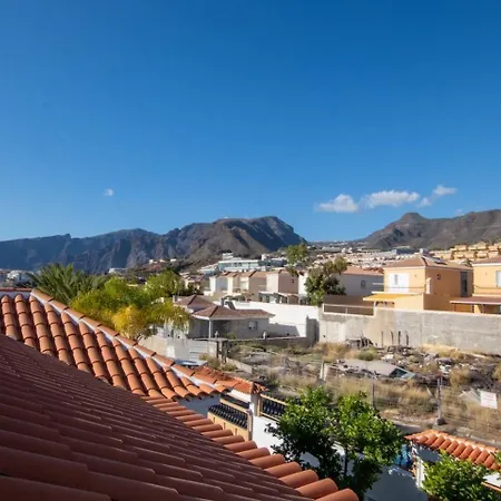Luna Ii With Heated Pool Puerto de Santiago (Tenerife)